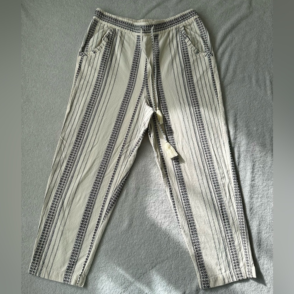 Anthropolgie Essential Beach Off-white Embroidered Striped Pant